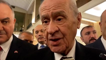 MHP lideri Bahçeli, Özgür Özel’in kutladı: Kitlesine yeni bir genel başkan olarak moral veriyor