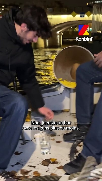 'Les loges, c'est trop angoissant.'  On s'est incrustés dans la loge (enfin, 'loge''... c'est un grand mot) de Louis Chappey (@louischappey )  L'étoile montante du stand-up nous parle de lui, de sa prépa avant un spectacle et de son publ