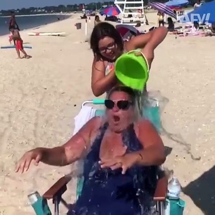 Funny Beach Fails - video Dailymotion