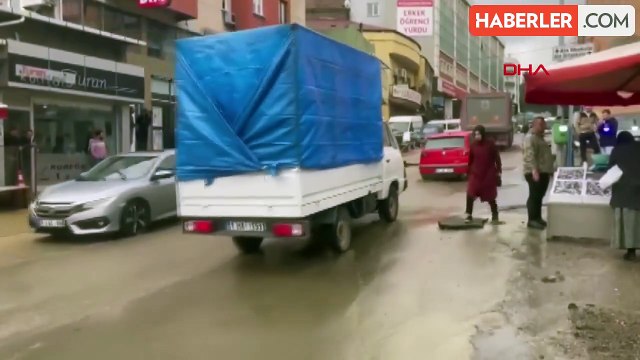Trabzon'da İçme Suyu İsale Hattında Boru Patladı
