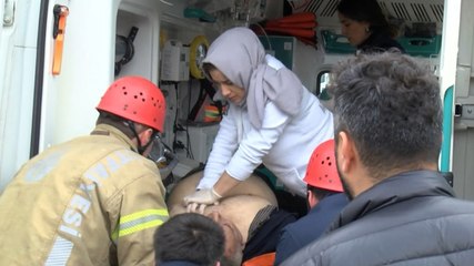 Maltepe'de kaza yapan taksi şoförüne dakikalarca kalp masajı yapıldı