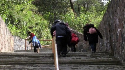 Mexico worshipers flock to giant Virgin of Guadalupe statue
