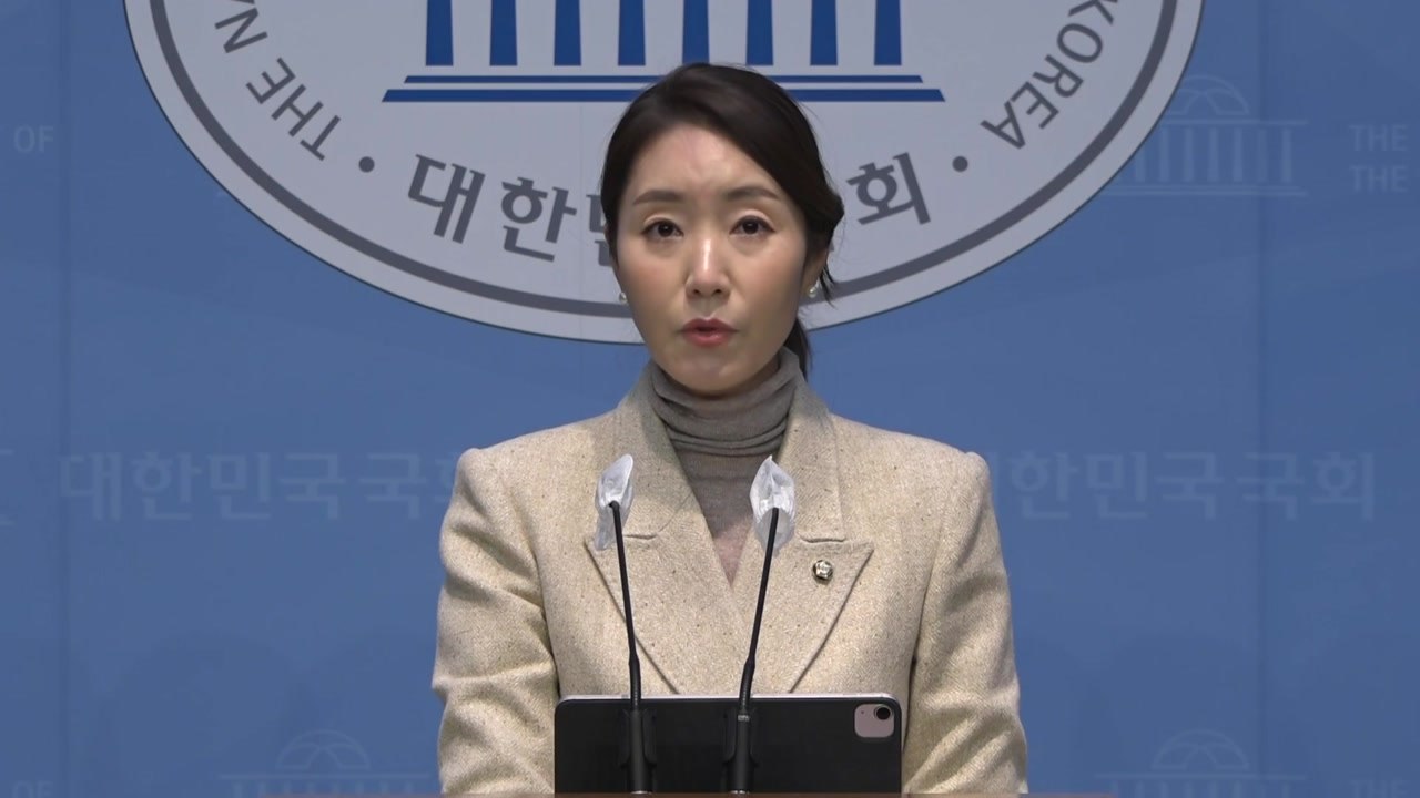 민주, 장제원 불출마에 "윤핵관 자리, 용핵관 올 것" / YTN