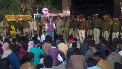 पानमेथी की खरीद मंडी में नहीं हेाने पर भडक़े काश्तकार पहुंचे कलक्ट्रेट, मिला आश्वासन