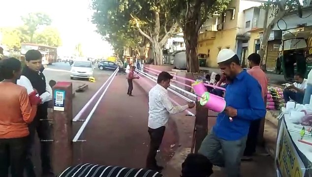 Video... अहमदाबाद: उत्तरायण पर्व के लिए जगह-जगह दी जा रही है पतंग की डोर में धार
