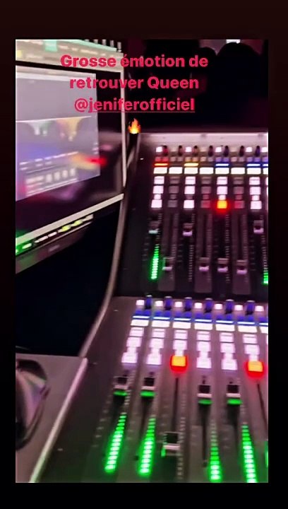 Yodelice a partagé ses retrouvailles avec Jenifer mardi lors d'un concert. @ Instagram / Yodelice.