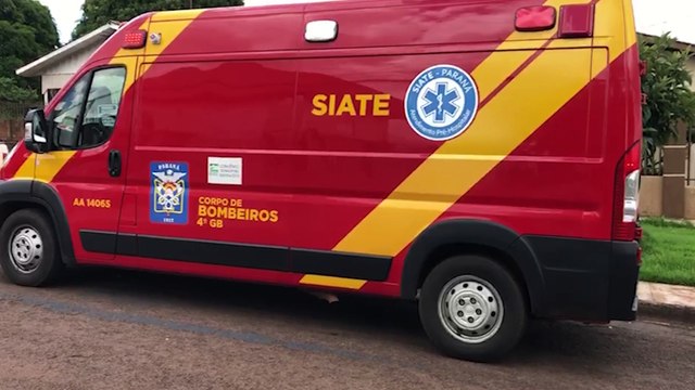 Idosa é socorrida pelo Siate após sofrer queda no São Cristóvão