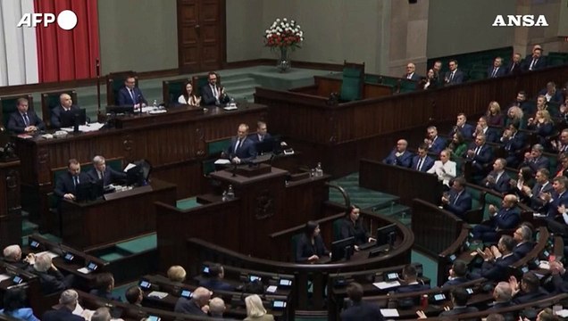 Tusk: Un'Unione europea forte rafforza la Polonia