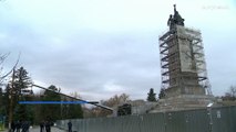 Βουλγαρία: Απομακρύνεται σοβιετικό μνημείο από το κέντρο της Σόφιας