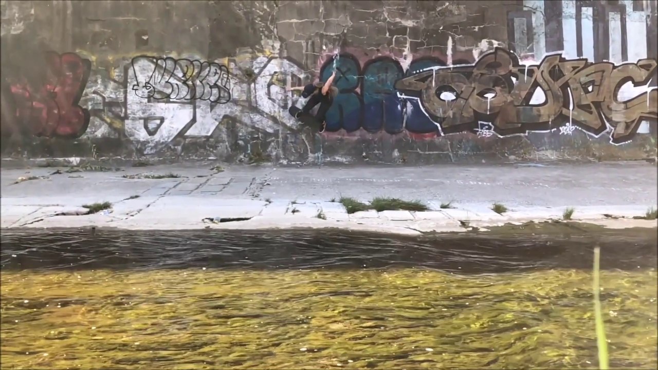 Skateboard, Anne mit einem Walride