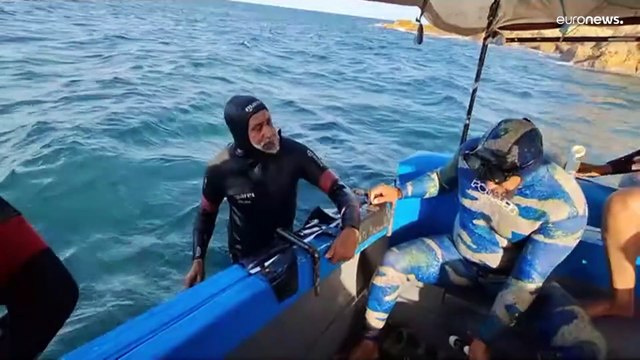 شاهد: بعد ثلاثة أشهر على الكارثة.. البحث عن رفات ضحايا فيضان درنة مستمر