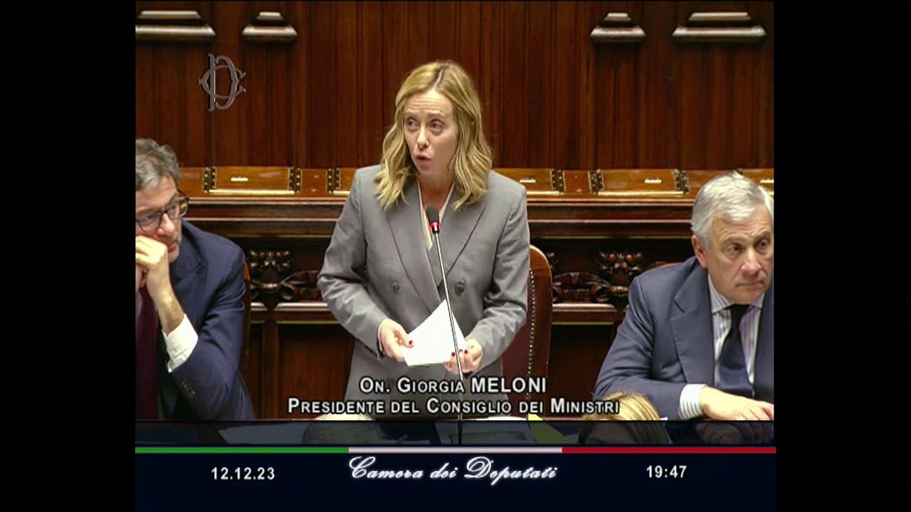Meloni cita Conte e lo accusa sul Mes: "Ha dato il  via libera con il favore delle tenebre"