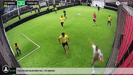 Faute de Kaan BEYAZ - FC MIKOU