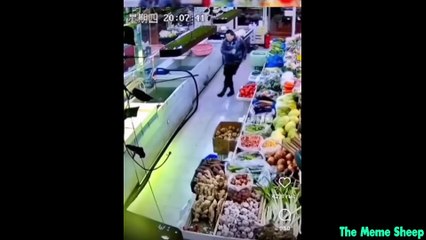 Try Not To Die Laughing 11 (MemeSheep Reupload)