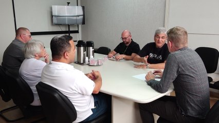 Consultas e procedimentos confirmados por mensagem de texto dificultam a vida dos idosos