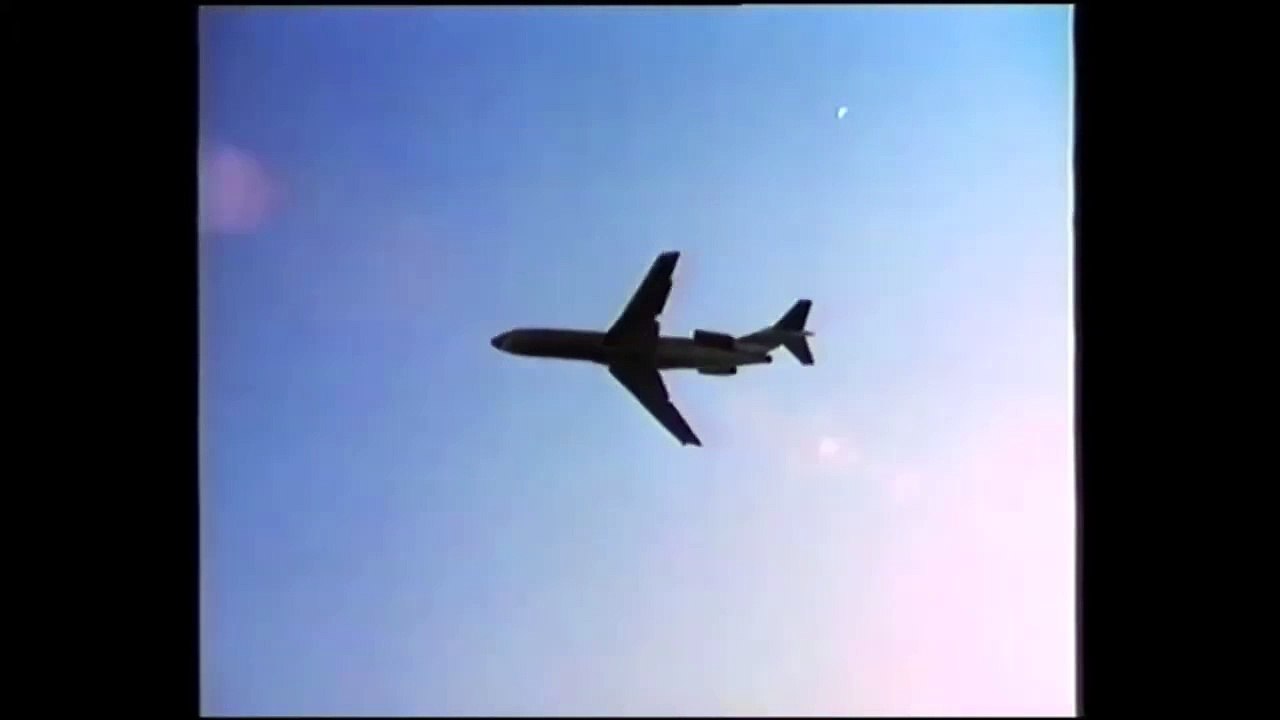 Mayday at 40,000 Feet! Bande-annonce (DE)