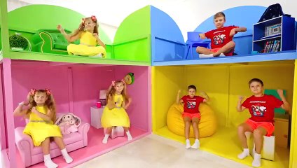 Diana and Roma play in Four Colors Playhouse