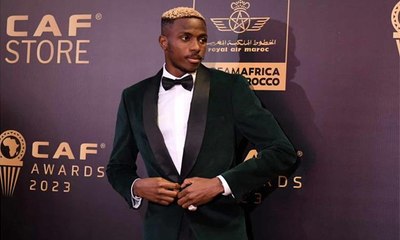 أوسيمين أفضل لاعب في إفريقيا