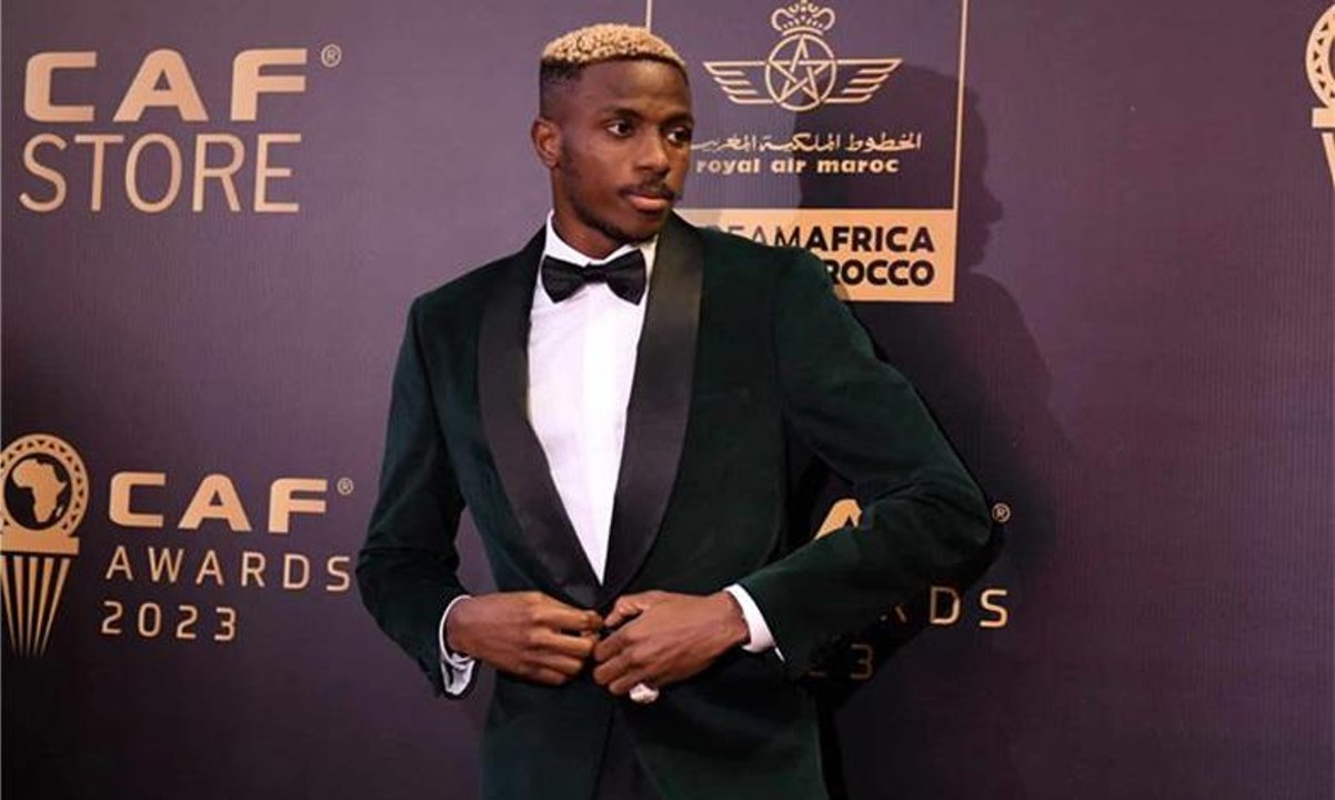أوسيمين أفضل لاعب في إفريقيا