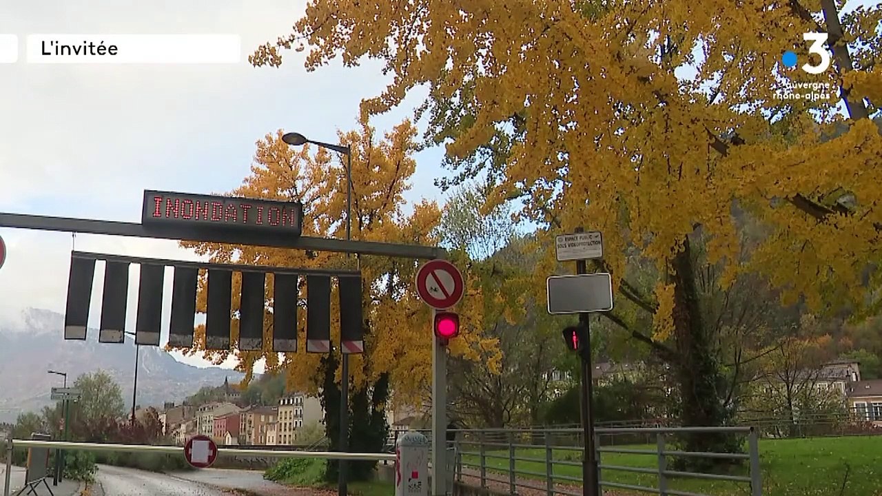 Crues à répétition : "On aura de plus en plus de coupures de route et de dégâts" dans les années à venir