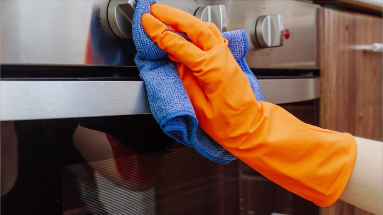 Dreckige Schwämme und Tücher: So putzen Sie sicher sauber