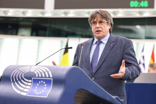 Puigdemont avisa Sánchez de les conseqüències “de deixar passar oportunitats” com la del català a la UE