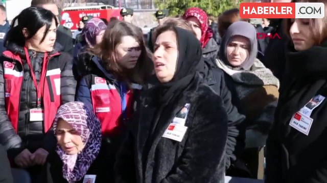 Özgür Özel'e şehit cenazesinde tepki: Demirtaş'a selam söyleyenler ne yüzle buraya geliyor?