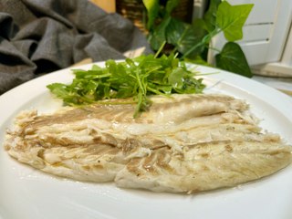 Lubina a la sal - Cocina Fácil