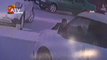 Ehliyetsiz sürücünün kullandığı motosiklet otomobille çarpıştı: 1 yaralı