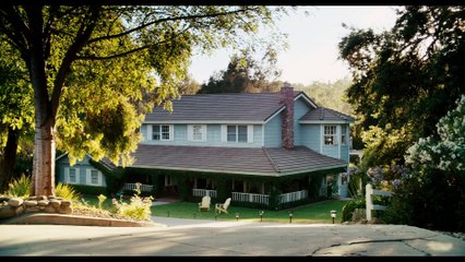 Rumores y mentiras | movie | 2010 | Official Trailer