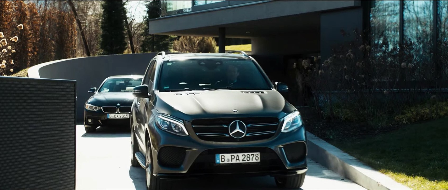 Steig. Nicht. Aus! | movie | 2018 | Official Trailer