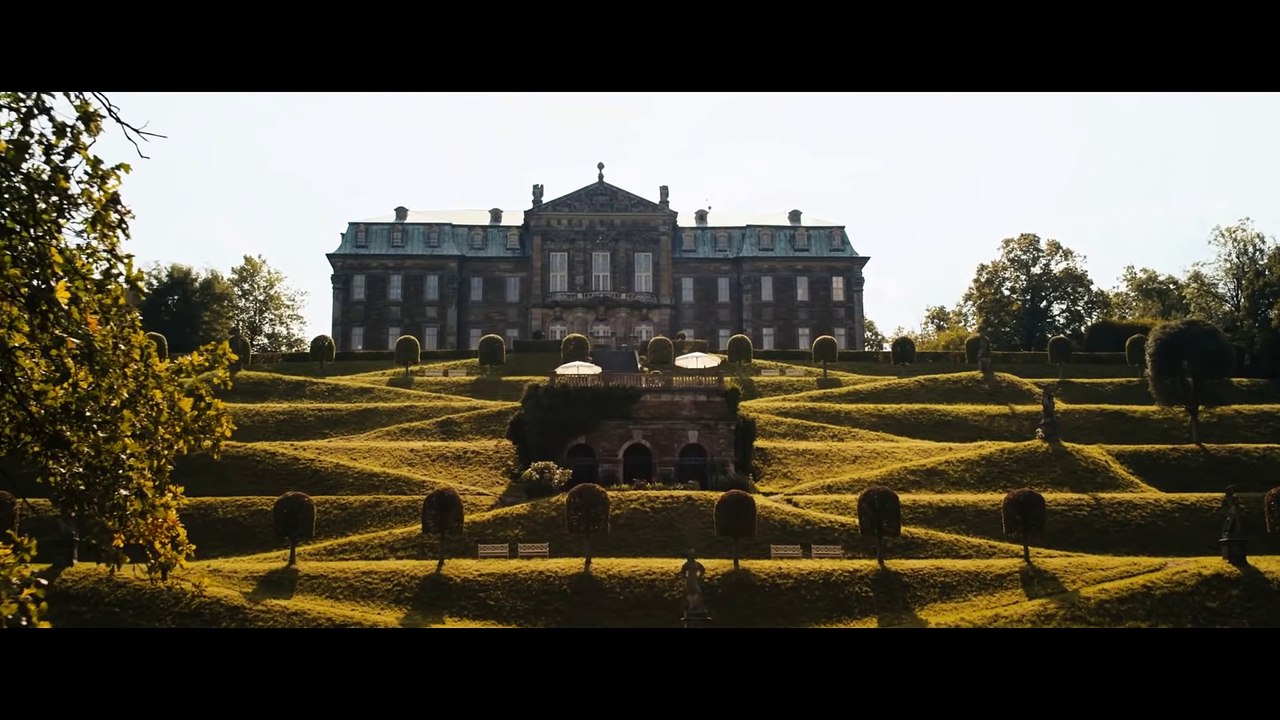 Der Nanny | movie | 2015 | Official Trailer