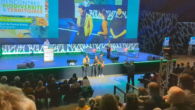 Rencontres Biodiversité et Territoires, la Belle Boîte regrette avec humour l'absence de Michael Delafosse, Christophe Béchu et Carole Delga