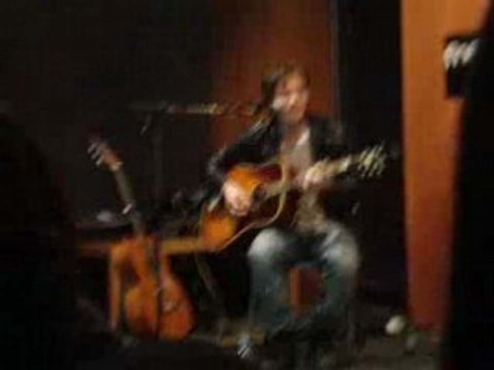 Raphael showcase bellecour lyon