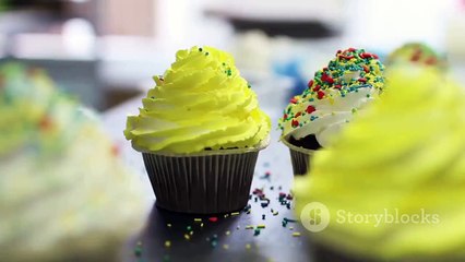 how made Cupcake Chronicles  A Sweet Journey