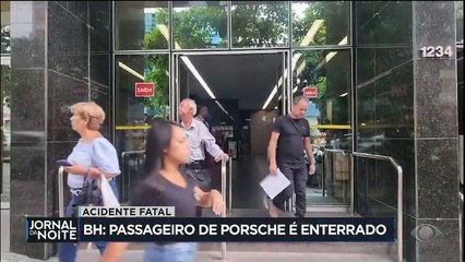 Passageiro de Porsche é enterrado e motorista segue preso