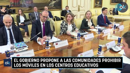 El Gobierno propone a las comunidades prohibir los móviles en los centros educativos