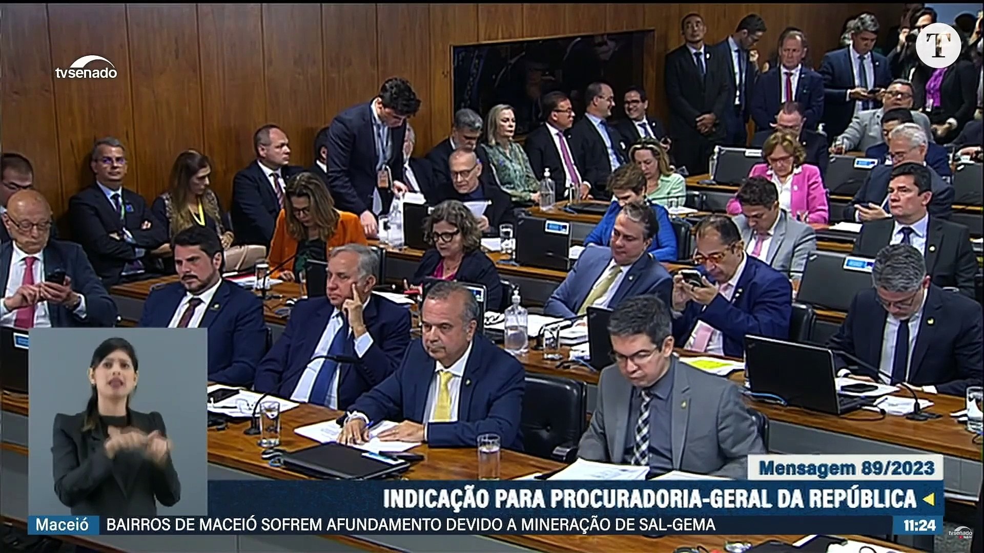 ACOMPANHE AO VIVO FM O TEMPO AO VIVO (966)