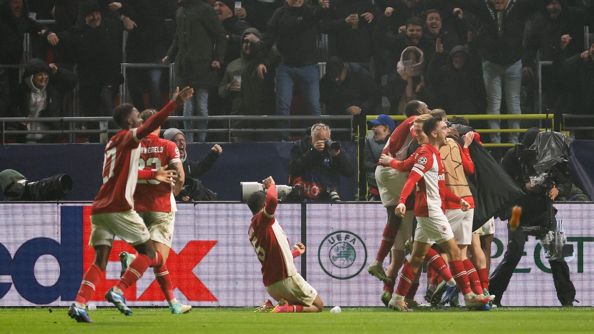 Royal Antwerp vs. Barcelona - Game Highlights