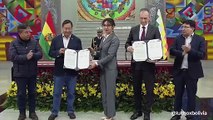 Bolivia firma acuerdo con estatal rusa por USD 450 millones para explotar litio