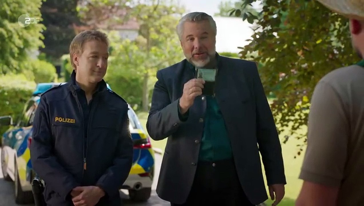 Die Rosenheim-Cops (542) Staffel 23 Folge 11 - Adel verpflichtet