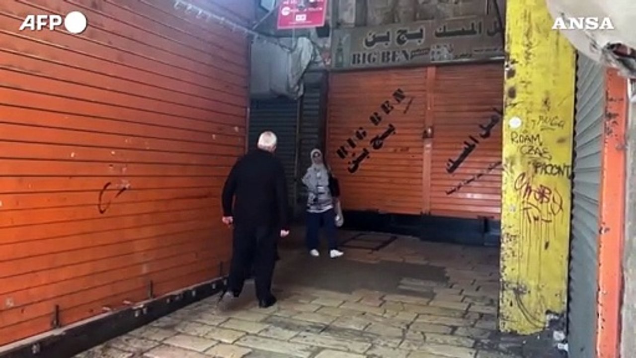 Sciopero generale in solidarieta' con Gaza, negozi chiusi a Gerusalemme