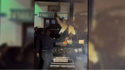 Lucknow News: कार के बोनट पर केक रखकर तलवार से काटा तो घर पहुंच गई पुलिस