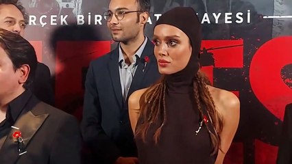 Bestemsu Özdemir'in ilginç tarzı: Galaya damga vurdu