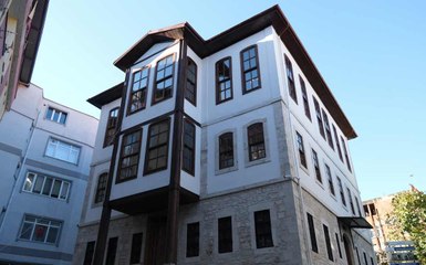 Tarihi konak ziyarete açıldı