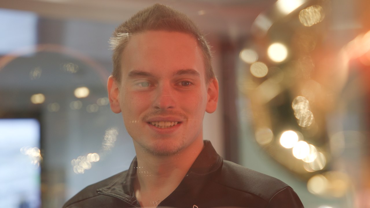 Hertha-Fan aus Nürnberg: Schnellfragerunde mit Darts-Spieler Ricardo Pietreczko