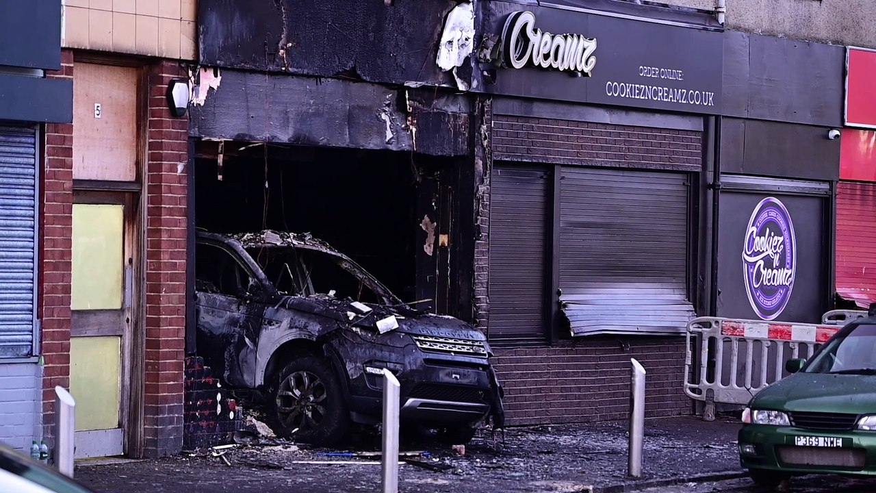 Car ploughs into Rutherglen ice cream shop before being set alight in