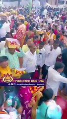 Choho baju raksha kare Aniruddha Ram - Shraddhavans enjoying Gajar at Paduka Vitaran Sohala 2023