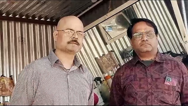 एडवोकेट एक्ट लागू करवाने वकील ने कराया मुंडन