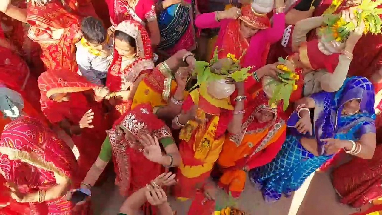 कलशयात्रा से लवाण में नानी बाई रो मायरो कथा का...